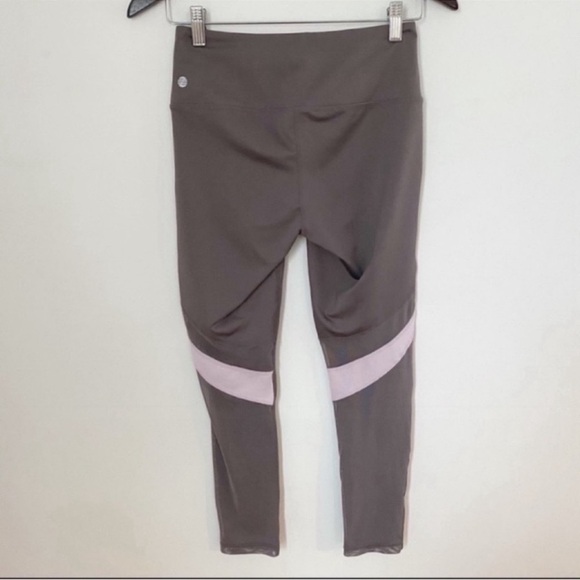 Z by Zella Mesh Calf 7/8 Leggings Athletic Yoga Workout Size Small Gray/ pink - Picture 4 of 9